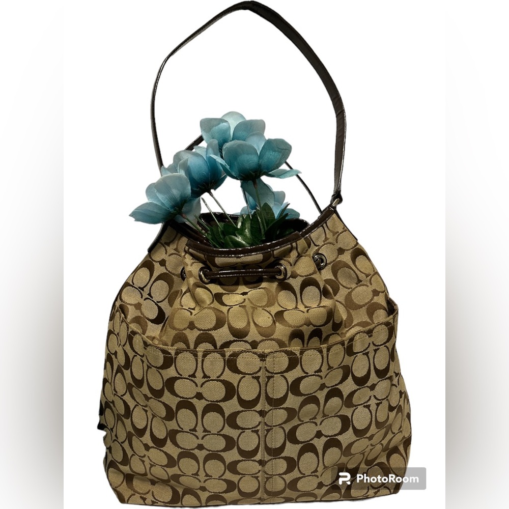 Coach Brown and cream signature drawstring bag. - Picture 3 of 9
